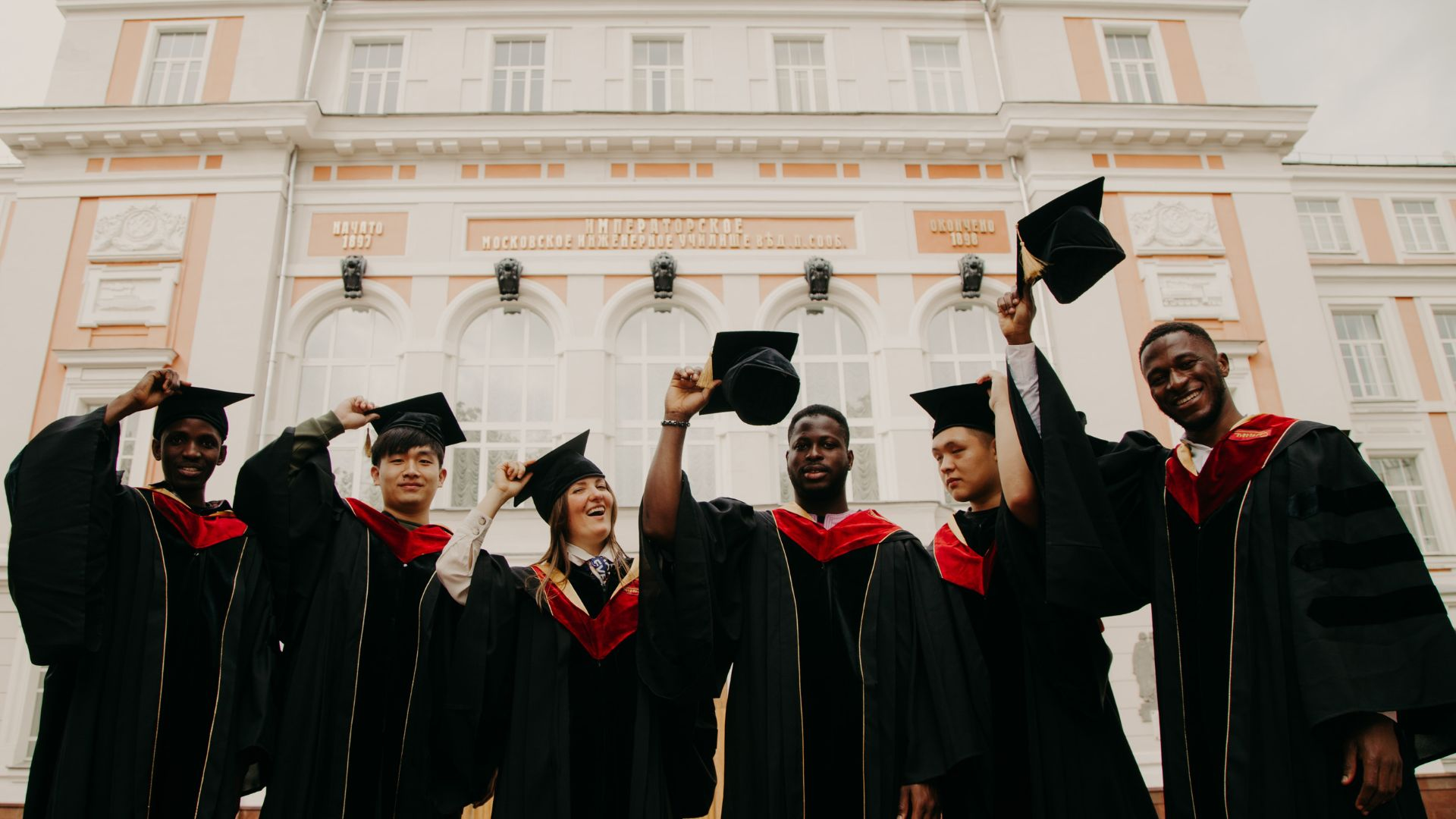 Going to NAACO 2023? Here’s why every Commencement Officer Needs a GradBot